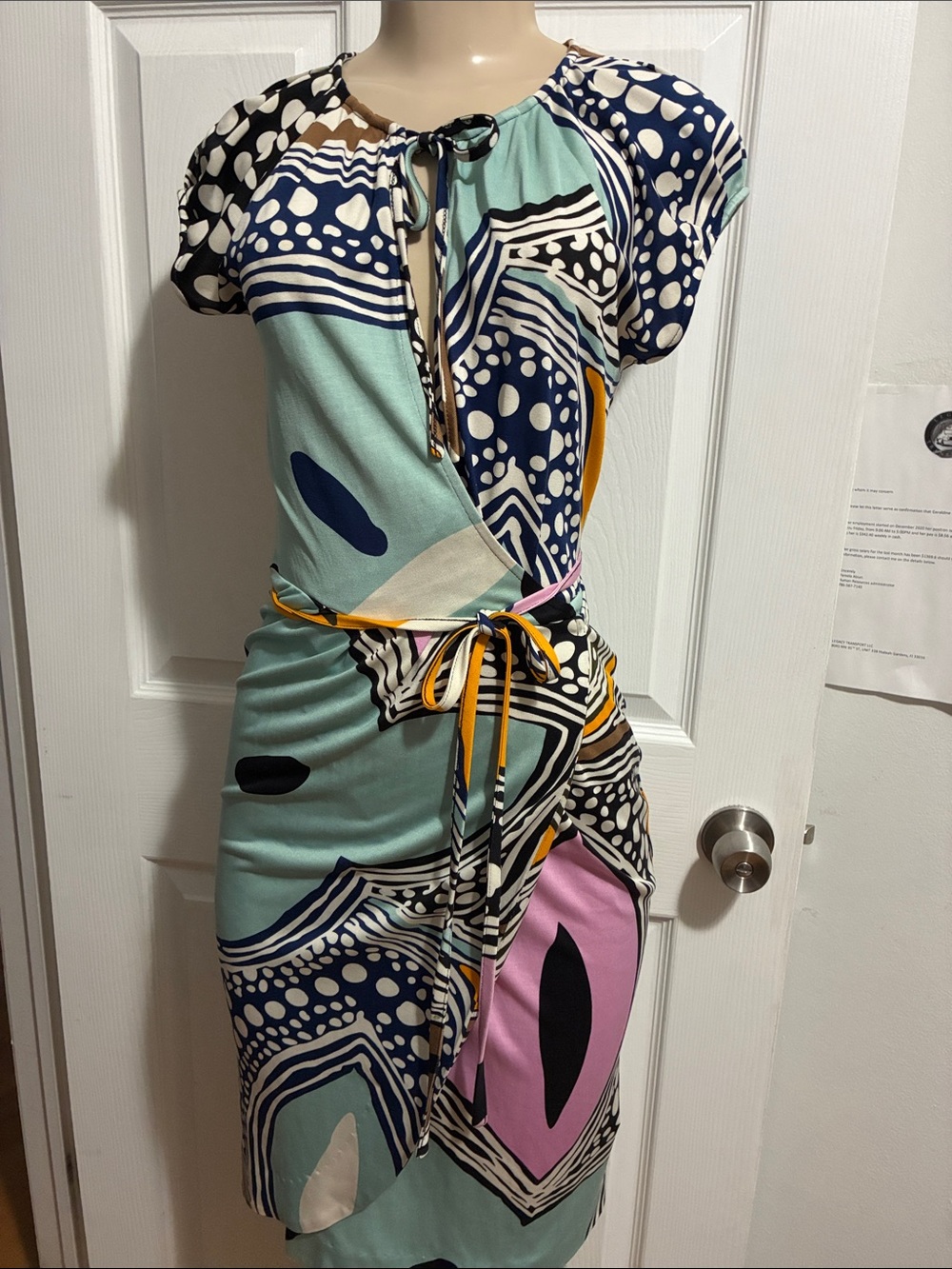 Diane Von Furstenberg DVF Silk Wrap Dress Size 2 Abstract Geo Print Blue Pink